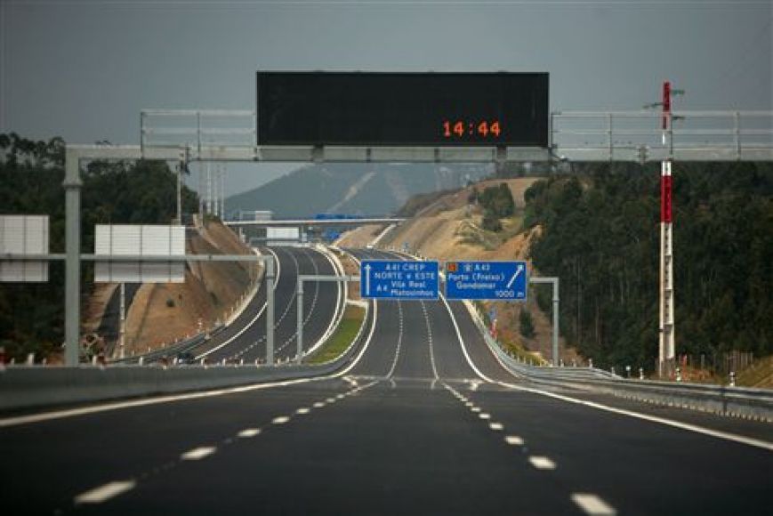 Variante de liga&ccedil;&atilde;o &agrave; Zona Industrial de Cabe&ccedil;a de Porca &agrave; A11